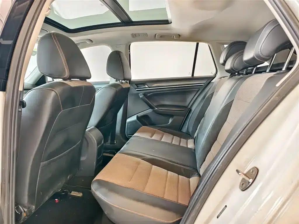 C-TREK 2017 1.6L Automatic Comfort Model — миниатюра 7