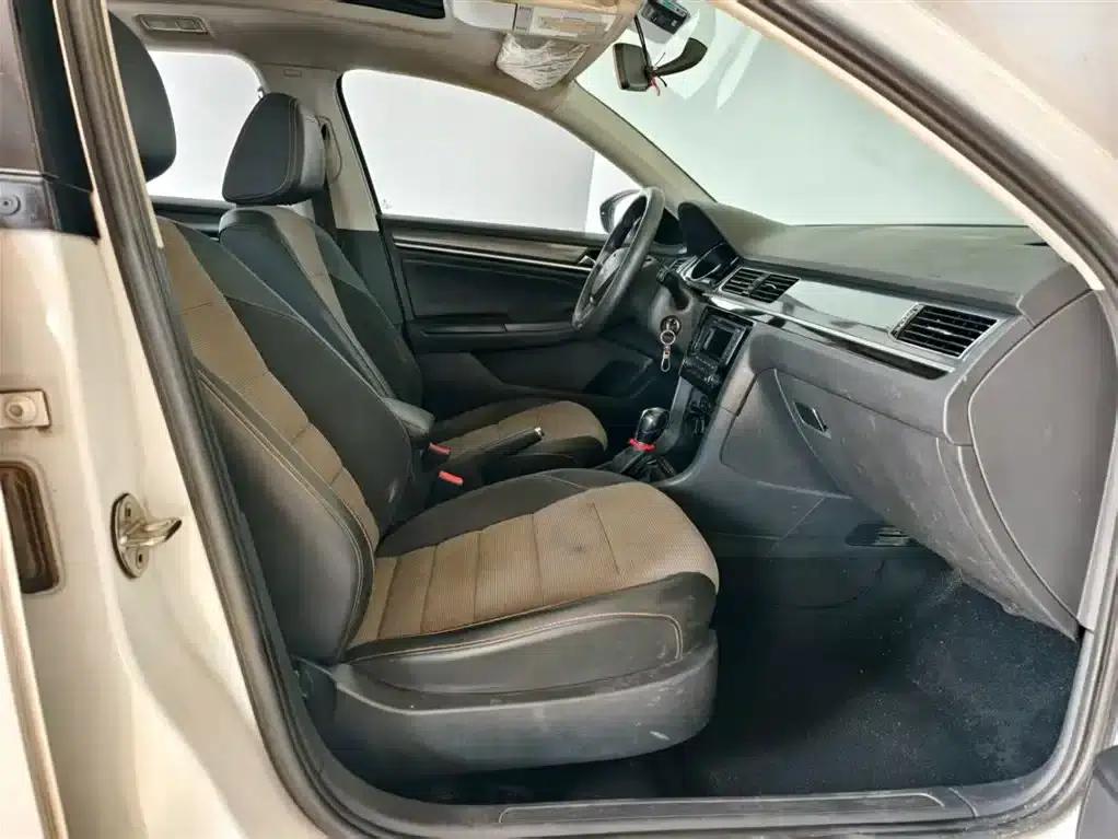 C-TREK 2017 1.6L Automatic Comfort Model — миниатюра 8