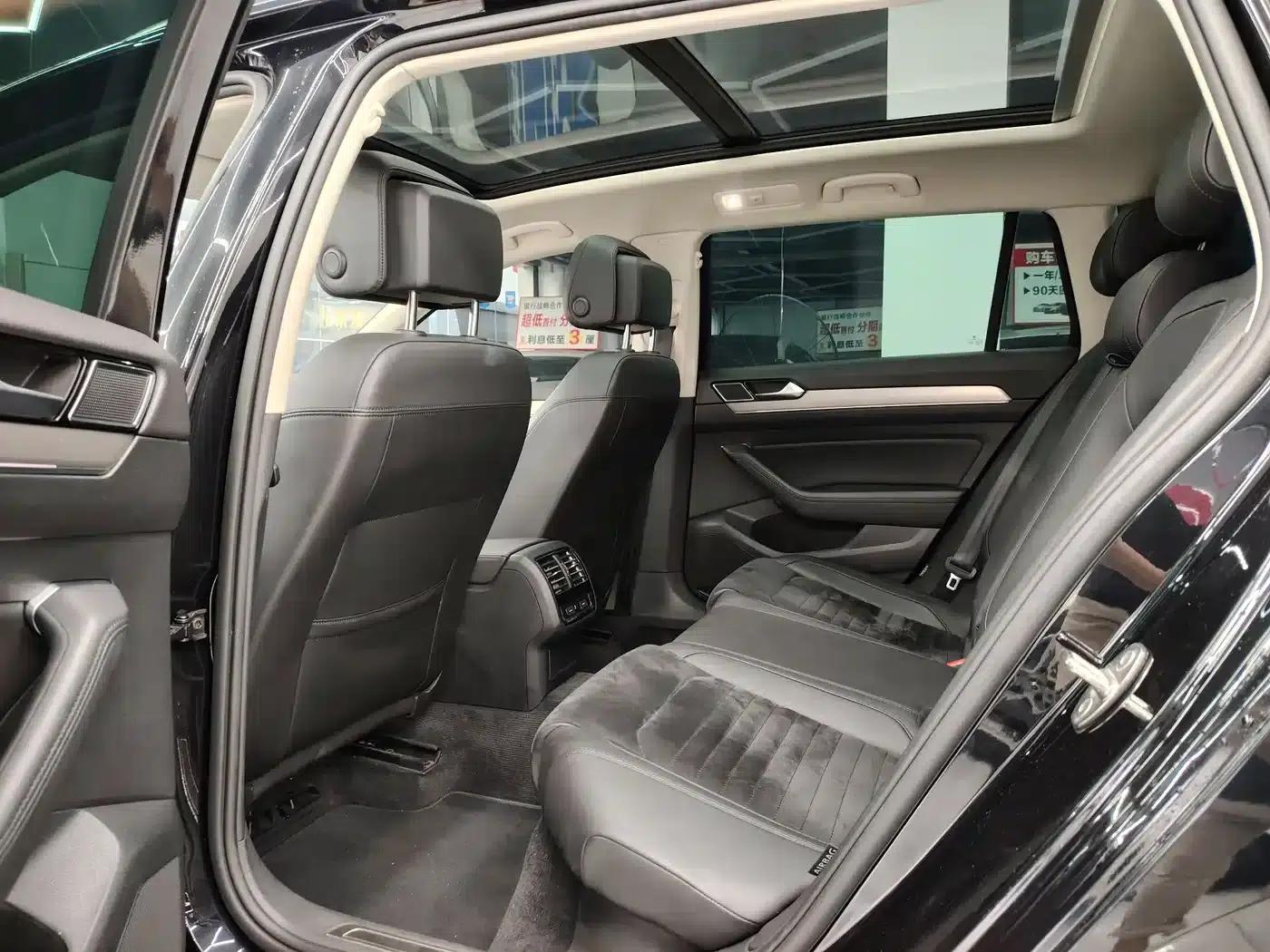 Passat Variant 2018 380TSI 2WD Comfortline — миниатюра 15