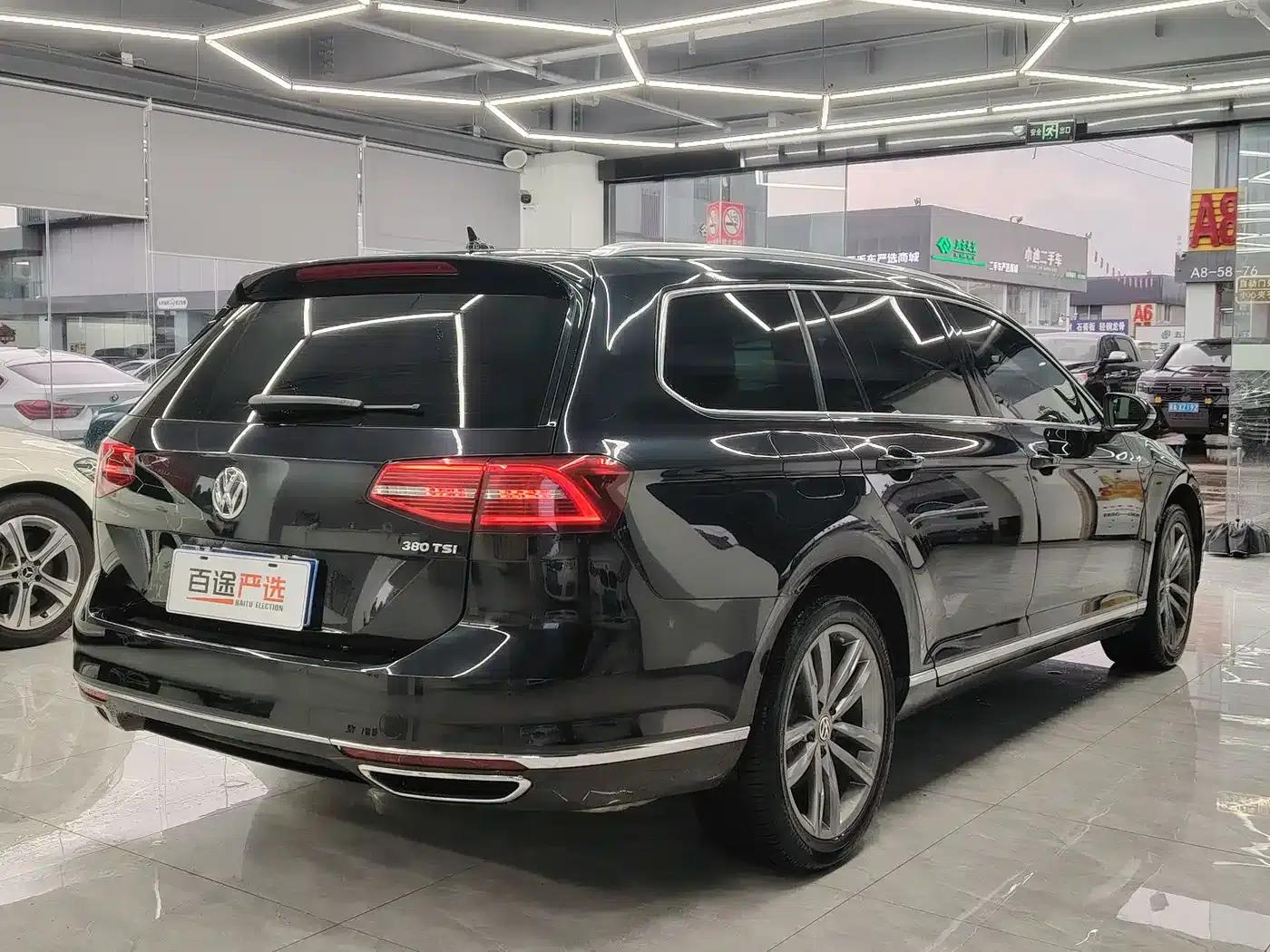 Passat Variant 2018 380TSI 2WD Comfortline — миниатюра 6
