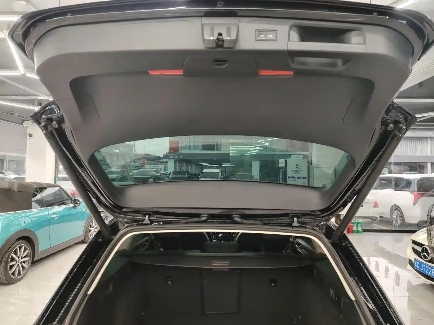 Passat Variant 2018 380TSI 2WD Comfortline — миниатюра 8