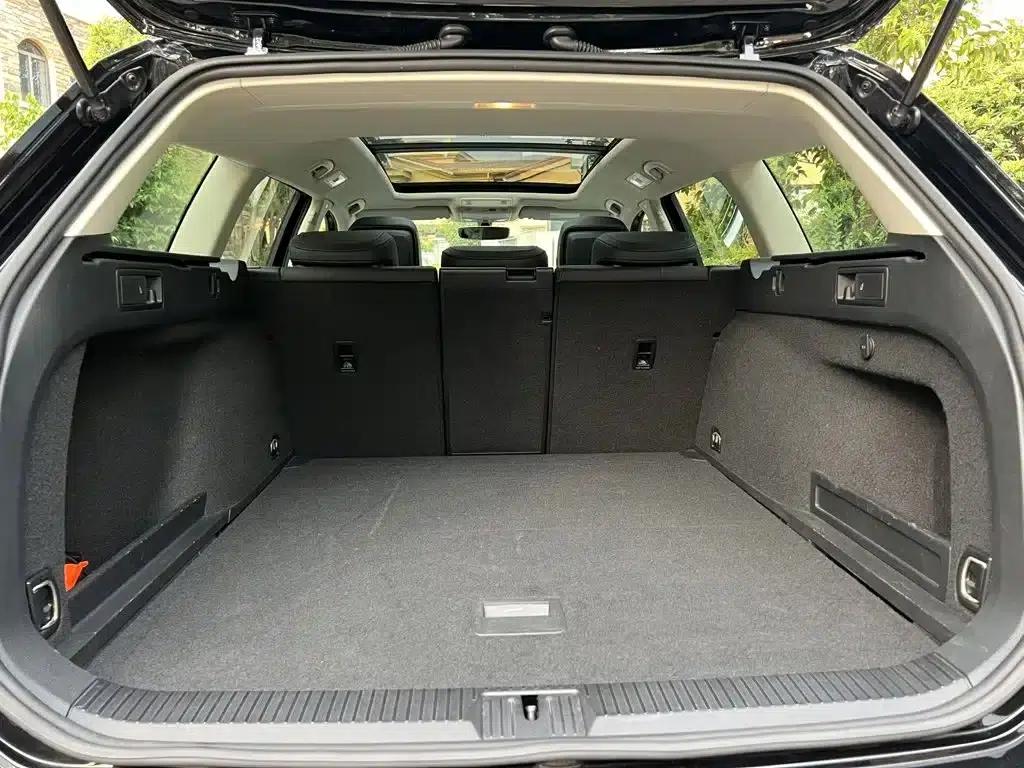 Passat Variant 2018 380TSI 2WD Comfortline — миниатюра 12