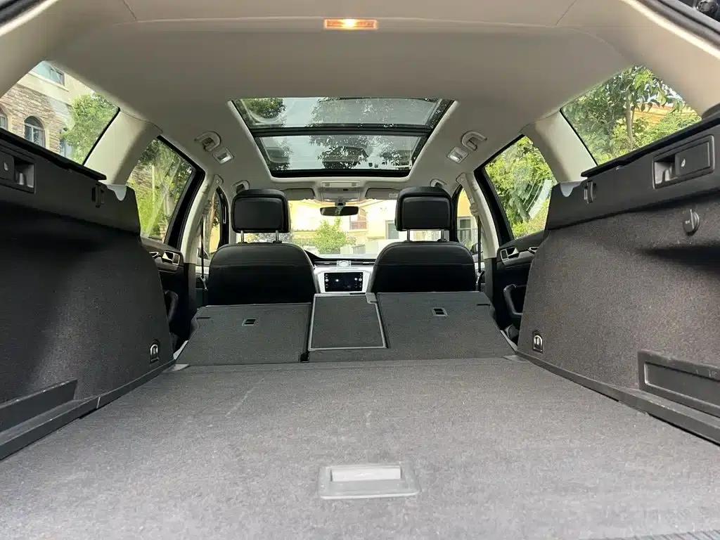 Passat Variant 2018 380TSI 2WD Comfortline — миниатюра 13