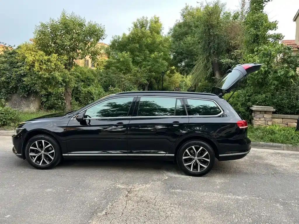Passat Variant 2018 380TSI 2WD Comfortline — миниатюра 15