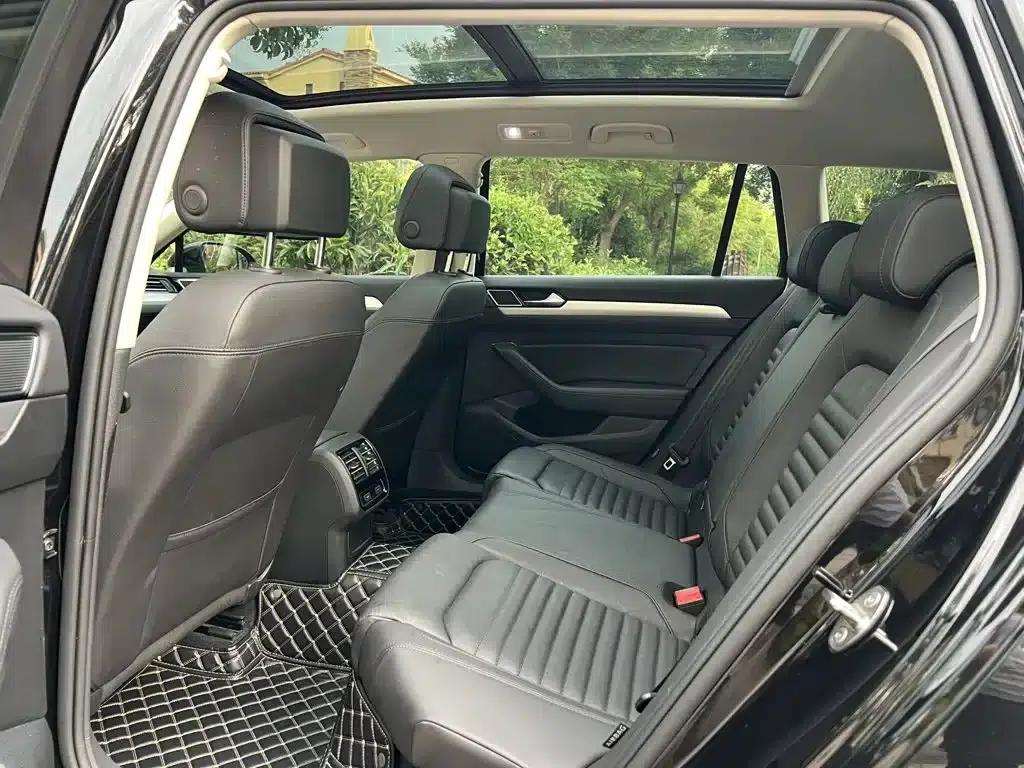 Passat Variant 2018 380TSI 2WD Comfortline — миниатюра 8