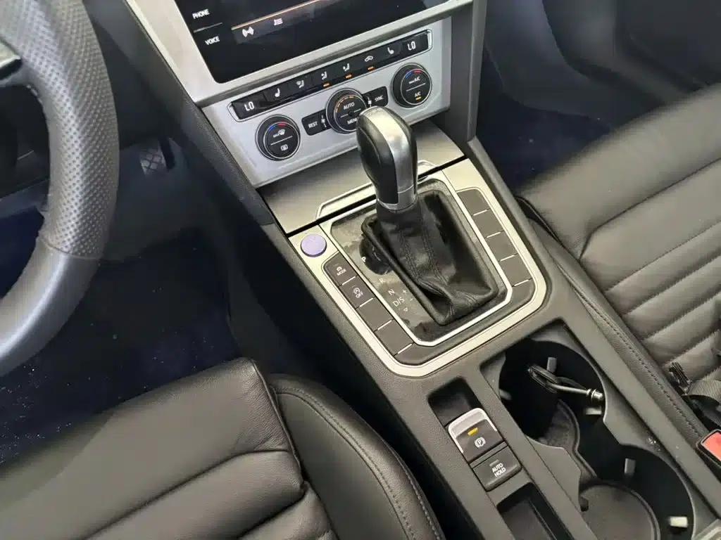 Passat Variant 2018 380TSI 2WD Comfortline — миниатюра 14