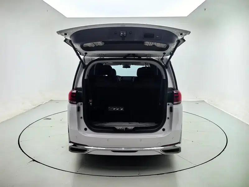 Trumpchi M8 2023 Leading Series 390T Premium Edition — миниатюра 28