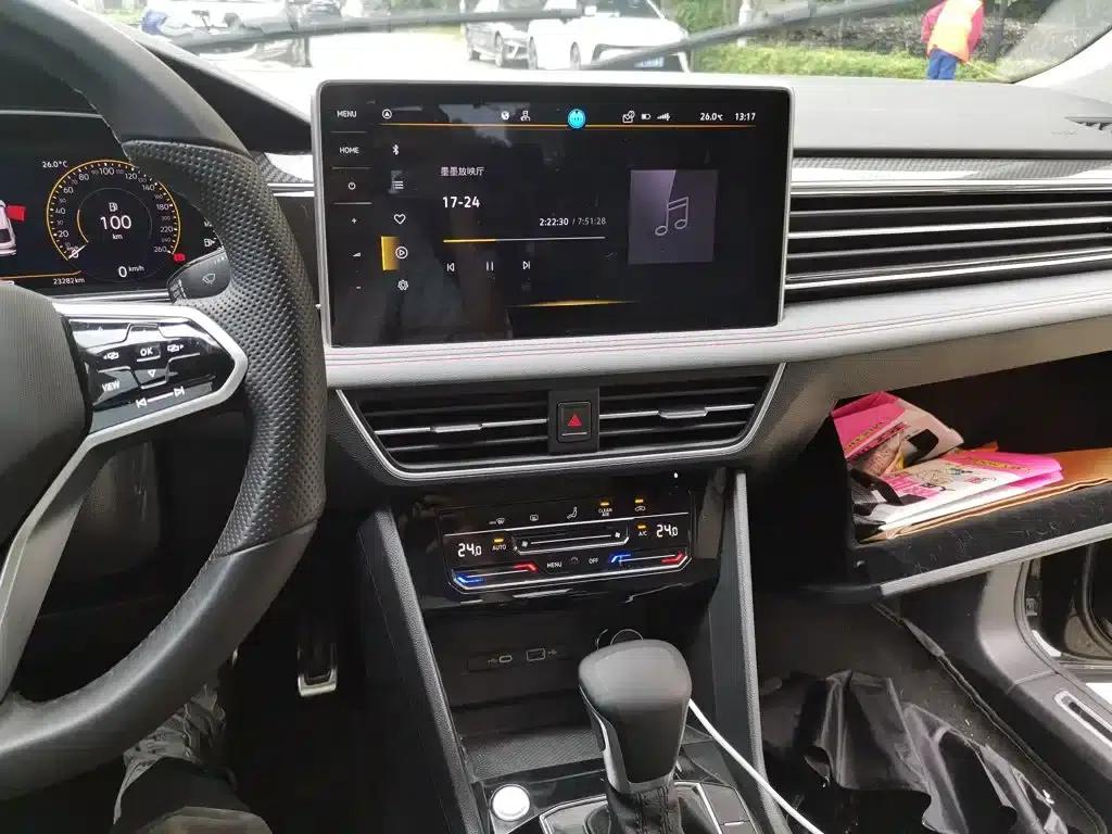 Tiguan X 2023 Facelift 330TSI 2WD Premium Edition — миниатюра 9