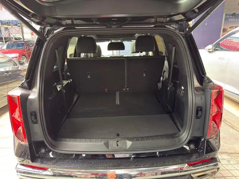 Trumpchi GS8 2022 Dual Engine Series 2.0TM Hybrid 4WD Premium Edition 7-Seater — миниатюра 17
