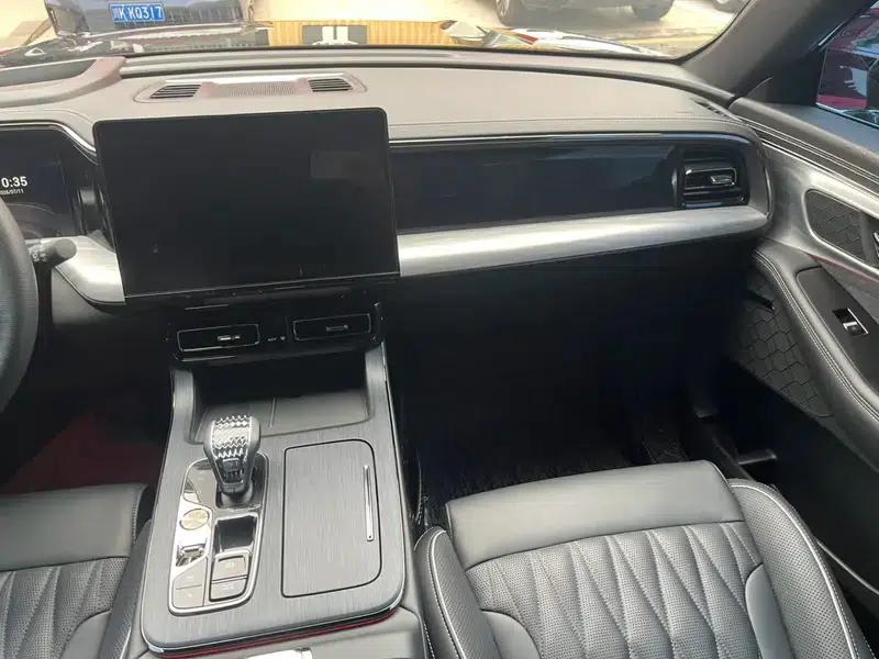 Trumpchi GS8 2022 Dual Engine Series 2.0TM Hybrid 2WD Premium Edition 7-Seater — миниатюра 11
