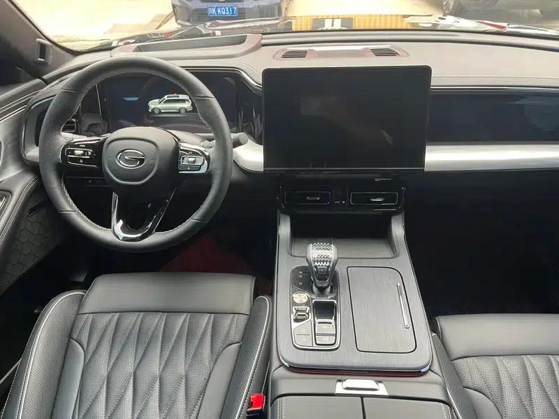 Trumpchi GS8 2022 Dual Engine Series 2.0TM Hybrid 2WD Premium Edition 7-Seater — миниатюра 15