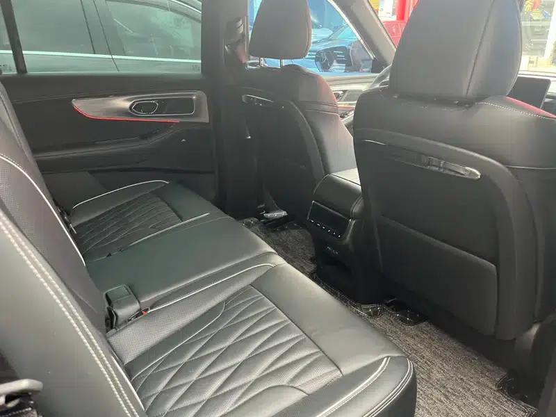 Trumpchi GS8 2022 Dual Engine Series 2.0TM Hybrid 2WD Premium Edition 7-Seater — миниатюра 8