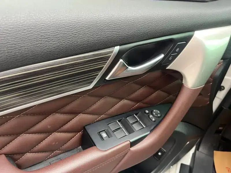 Haval H9 2022 2.0T Gasoline 4WD Premium 7-Seater — миниатюра 15