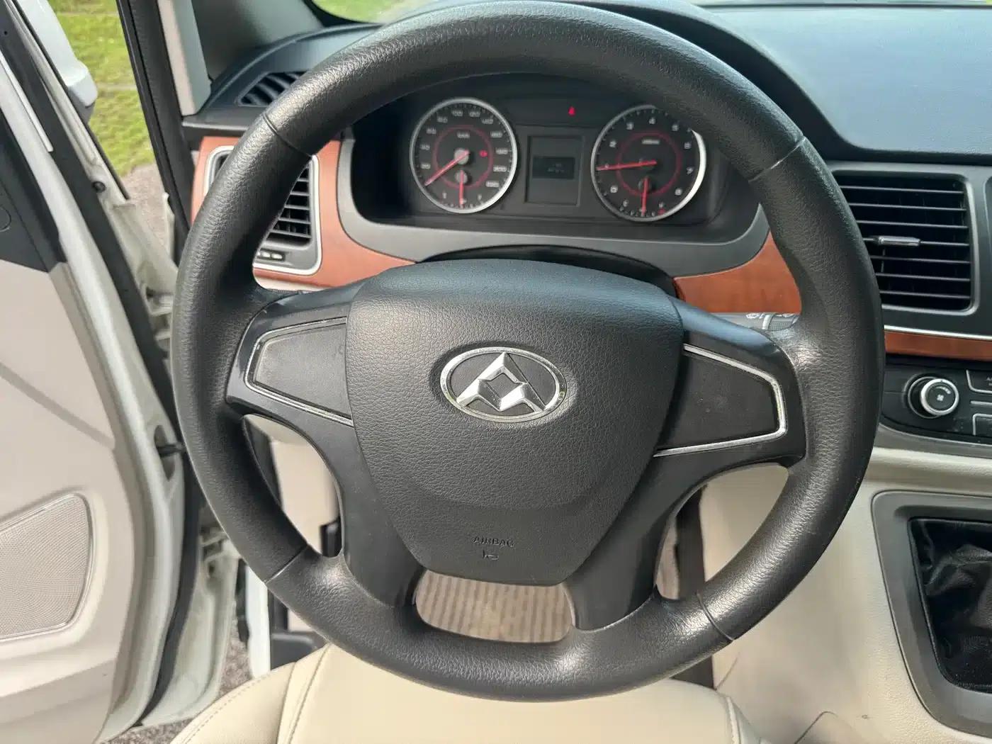 Maxus G10 2014 2.0T Manual Elite Edition — миниатюра 16