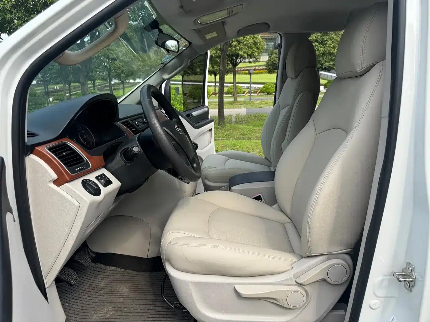 Maxus G10 2014 2.0T Manual Elite Edition — миниатюра 9
