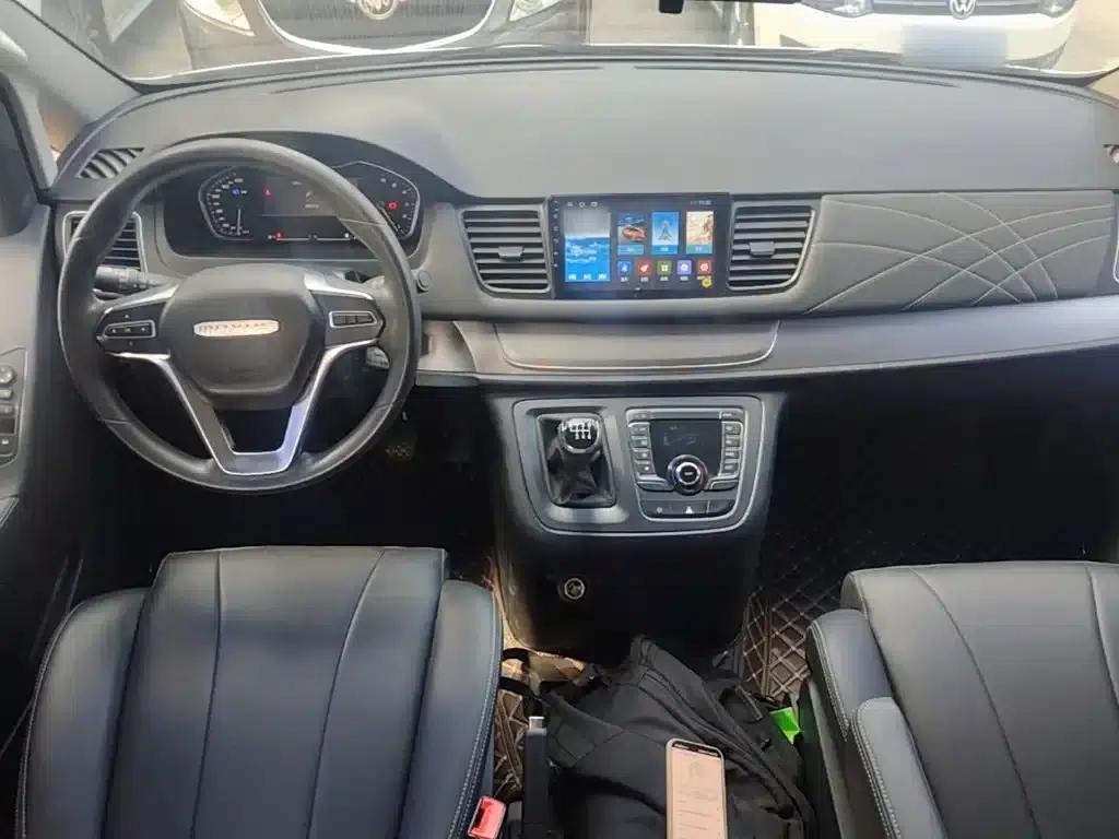Maxus G10 2023 2.0T Manual Multi-function Diesel 7/8/9 Seats — миниатюра 10