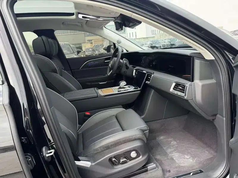 Hongqi E-HS9 2022 Model 690km Flagship Edition (Six Seats) — миниатюра 7