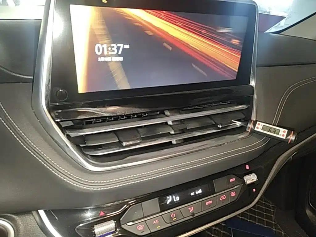 Maxus G20 2021 Facelift PLUS 2.0T Gasoline Automatic Luxury Edition — миниатюра 13