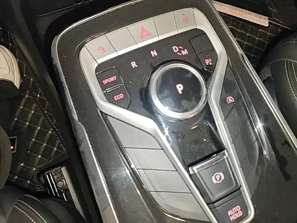 Maxus G20 2021 Facelift PLUS 2.0T Gasoline Automatic Luxury Edition — миниатюра 14