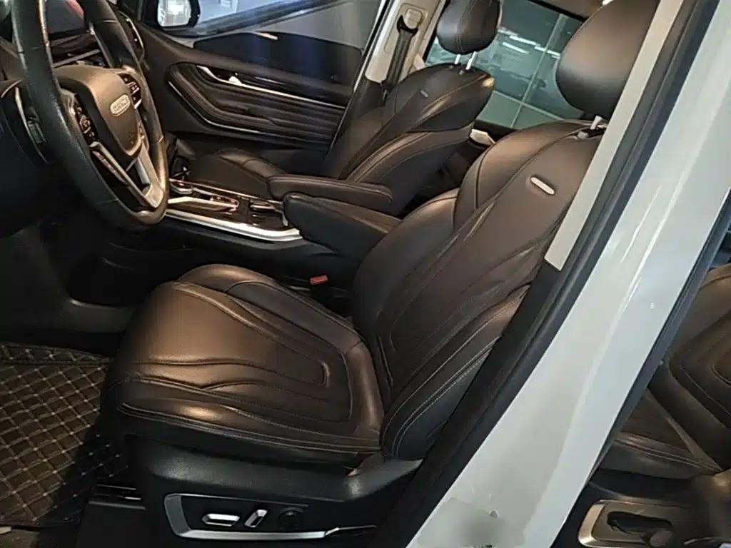 Maxus G20 2021 Facelift PLUS 2.0T Gasoline Automatic Luxury Edition — миниатюра 15