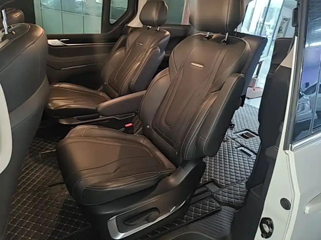 Maxus G20 2021 Facelift PLUS 2.0T Gasoline Automatic Luxury Edition — миниатюра 17