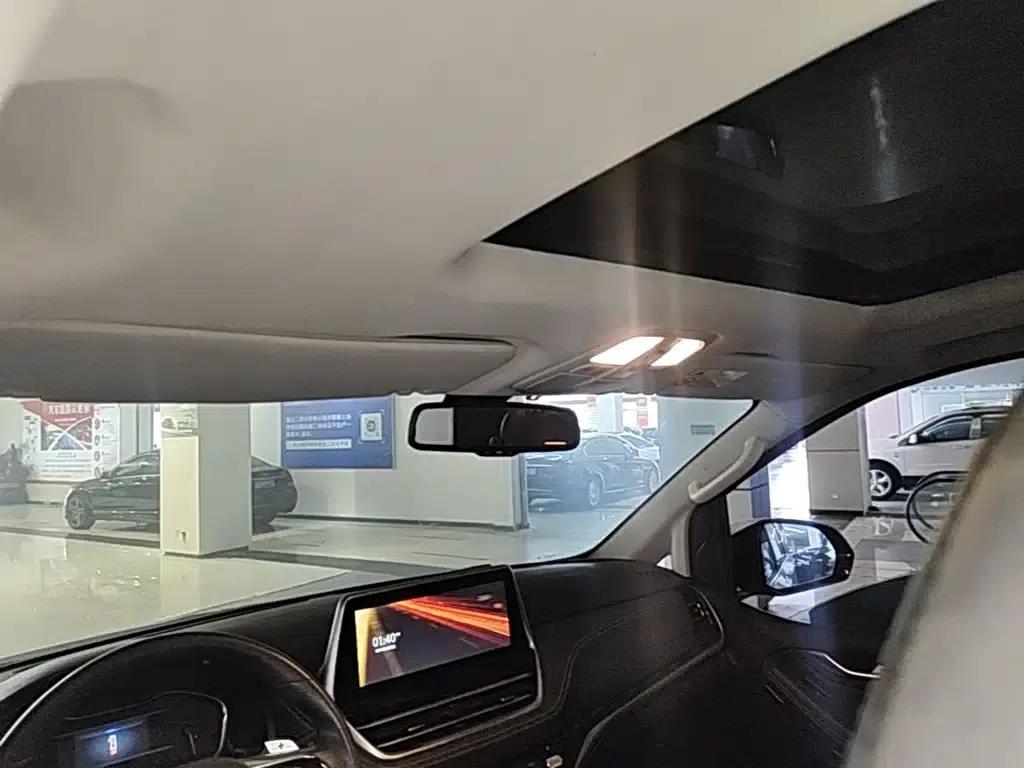 Maxus G20 2021 Facelift PLUS 2.0T Gasoline Automatic Luxury Edition — миниатюра 18