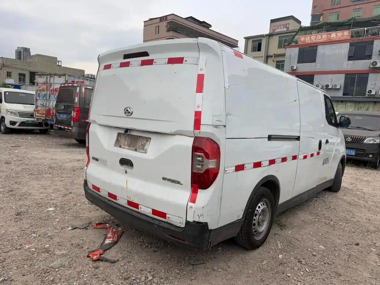 Maxus EV30 2019 Urban Logistics Vehicle Intelligent Connected Edition Long Wheelbase SAIC Times 52.5kWh — миниатюра 9