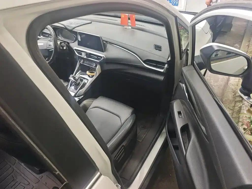 SAIC MAXUS EUNIQ 5 2020 1.3T PLUG IN Elite Edition — миниатюра 20