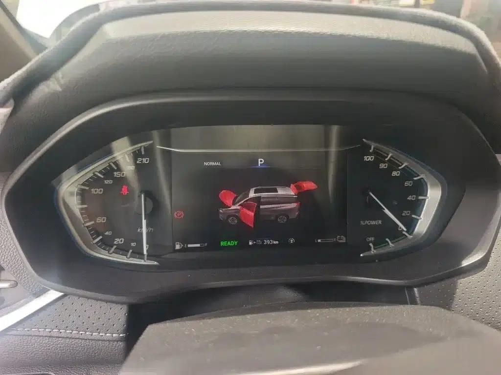SAIC MAXUS EUNIQ 5 2020 1.3T PLUG IN Elite Edition — миниатюра 4