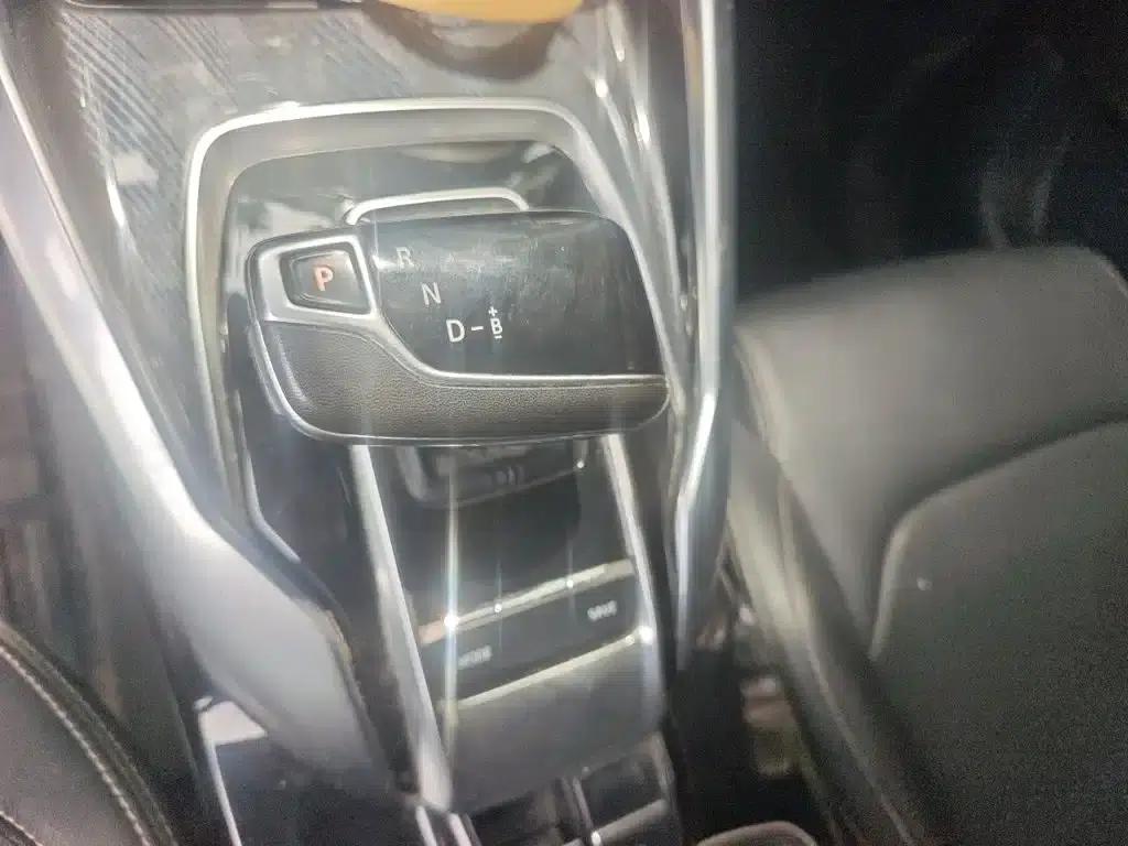 SAIC MAXUS EUNIQ 5 2020 1.3T PLUG IN Elite Edition — миниатюра 7