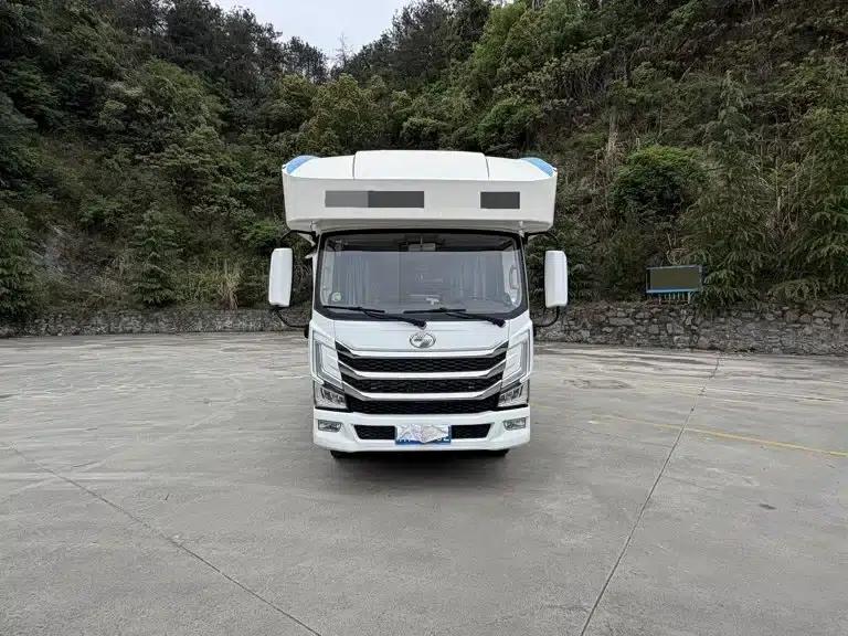 SAIC MAXUS V100 RV 2023 Model 2.0T Traveler V100 Water Pavilion Edition Longitudinal Bed — миниатюра 2