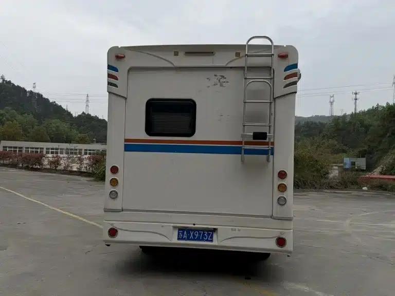 SAIC MAXUS V100 RV 2023 Model 2.0T Traveler V100 Water Pavilion Edition Longitudinal Bed — миниатюра 5