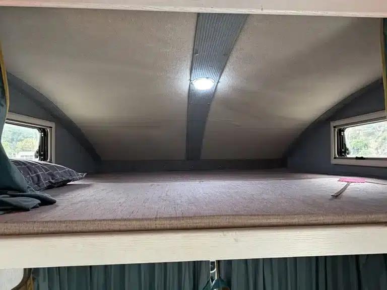 SAIC MAXUS V100 RV 2023 Model 2.0T Traveler V100 Water Pavilion Edition Longitudinal Bed — миниатюра 8