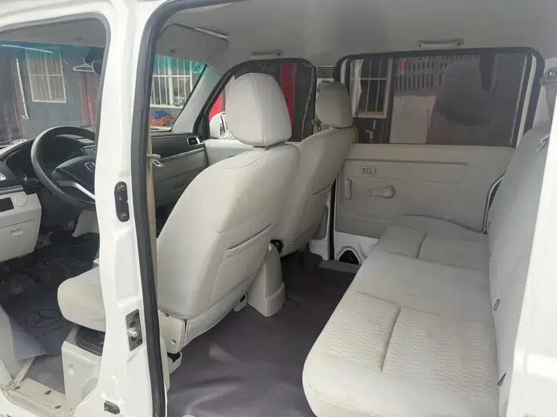 New Hiace X30L 2018 1.5L Van Business Edition DLCG14 — миниатюра 9