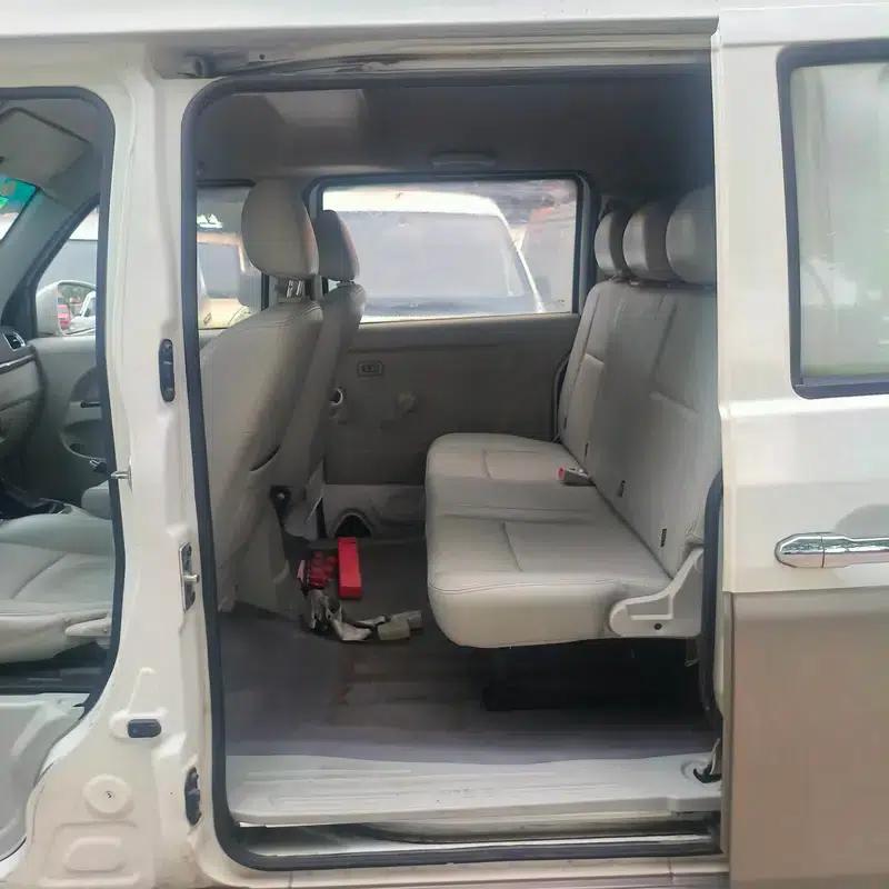 New Hiace X30L 2016 Model 1.5L Business Van DLCG14 — миниатюра 11