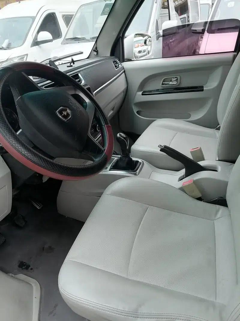 New Hiace X30L 2016 Model 1.5L Business Van DLCG14 — миниатюра 7