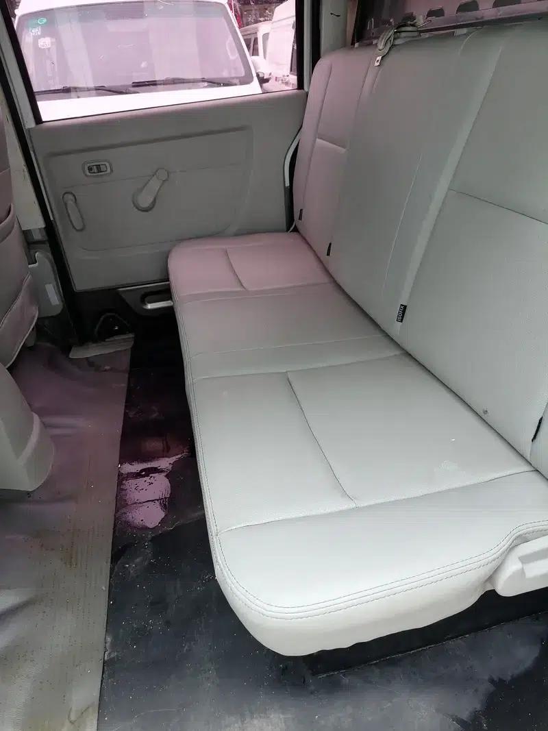 New Hiace X30L 2016 Model 1.5L Business Van DLCG14 — миниатюра 9
