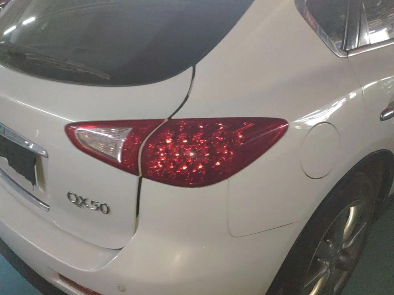 Infiniti QX50 2013 2.5L Two-Wheel-Drive Zunya Edition — миниатюра 14