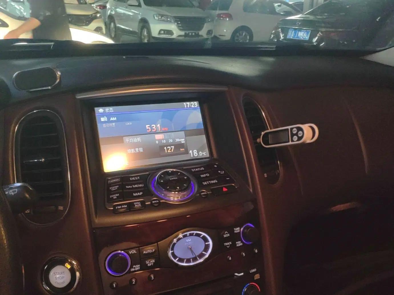Infiniti QX50 2013 2.5L Two-Wheel-Drive Zunya Edition — миниатюра 20