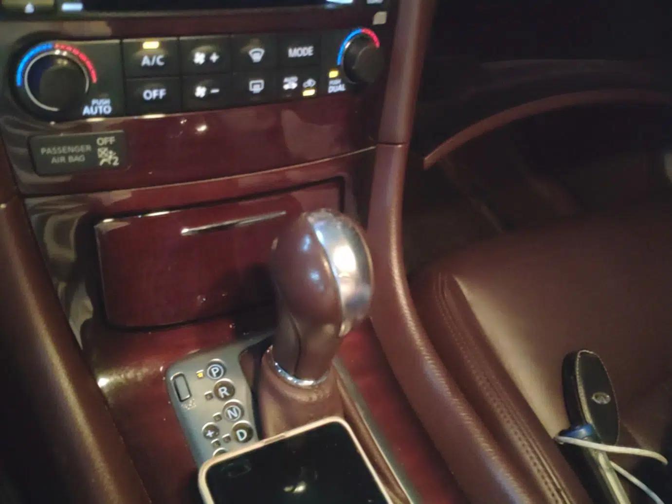Infiniti QX50 2013 2.5L Two-Wheel-Drive Zunya Edition — миниатюра 21