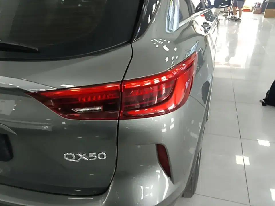 Infiniti QX50 2020 Revised Version 2.0T All-Wheel Drive Elite Edition — миниатюра 12