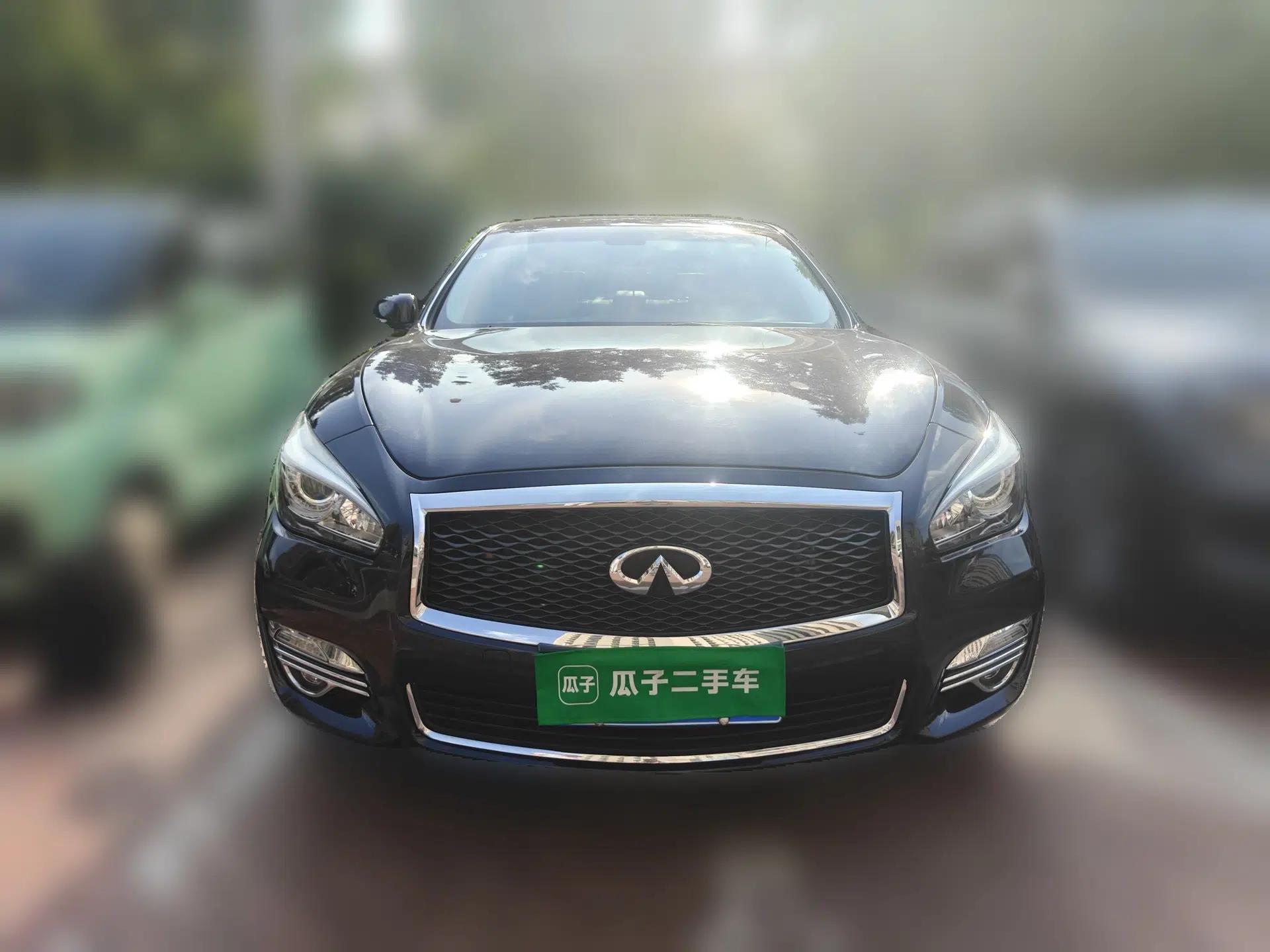 Infiniti Q70 2017 Q70L 2.5L Enjoyment Edition — миниатюра 2
