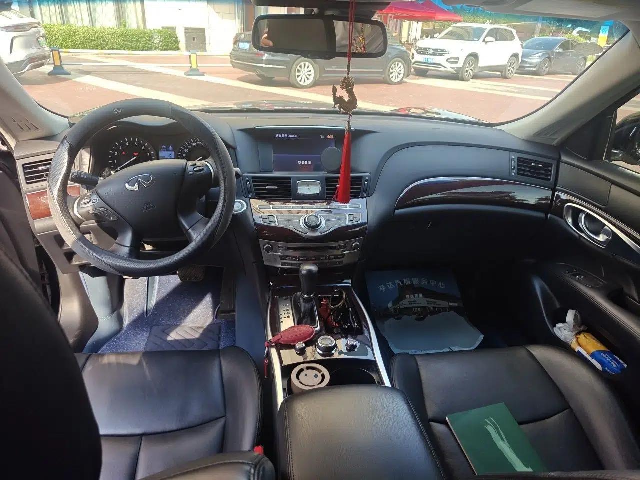Infiniti Q70 2017 Q70L 2.5L Enjoyment Edition — миниатюра 9