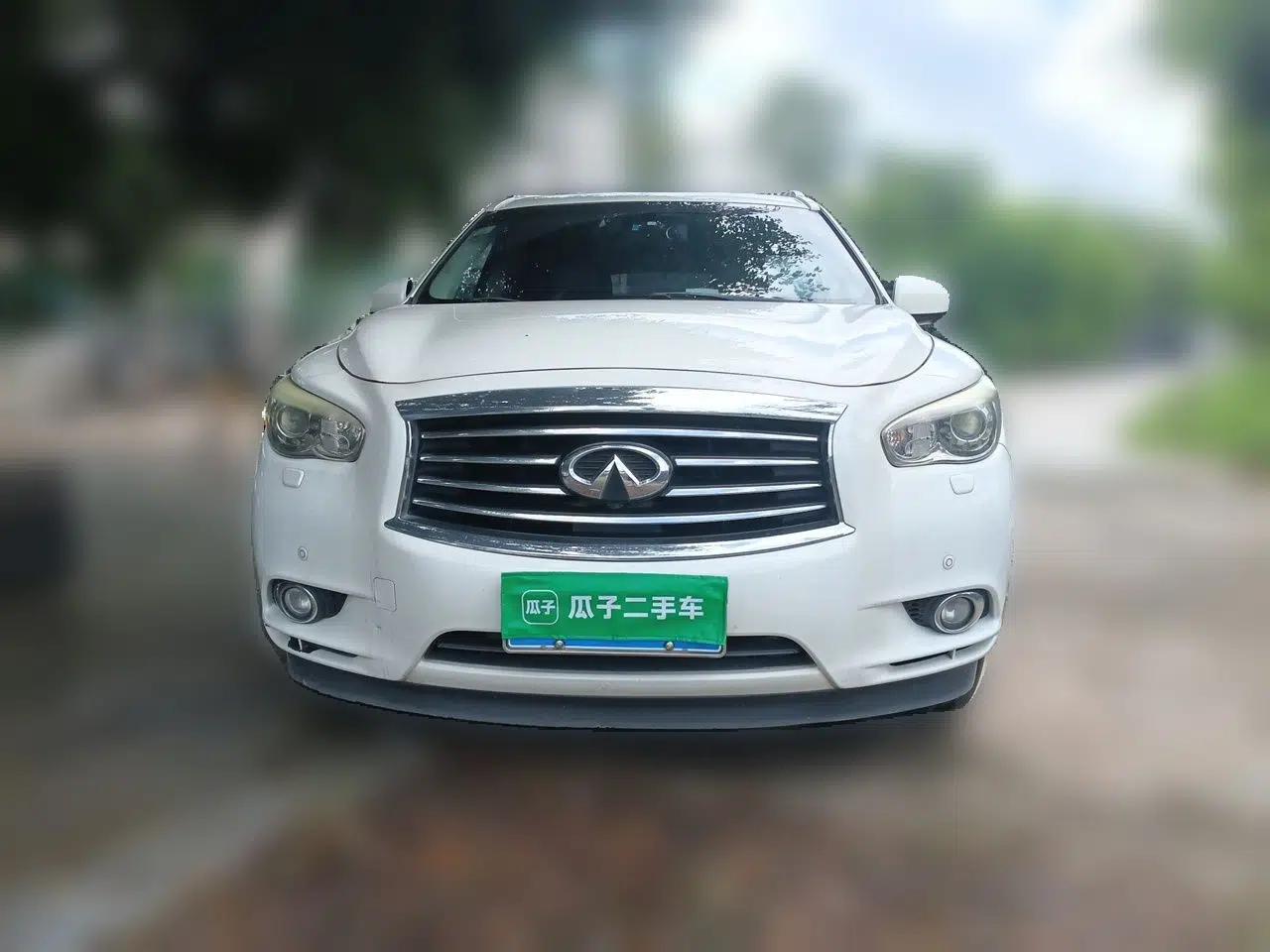 Infiniti QX60 2014 2.5 S/C Hybrid Two-Wheel Drive Excellence Edition — миниатюра 2