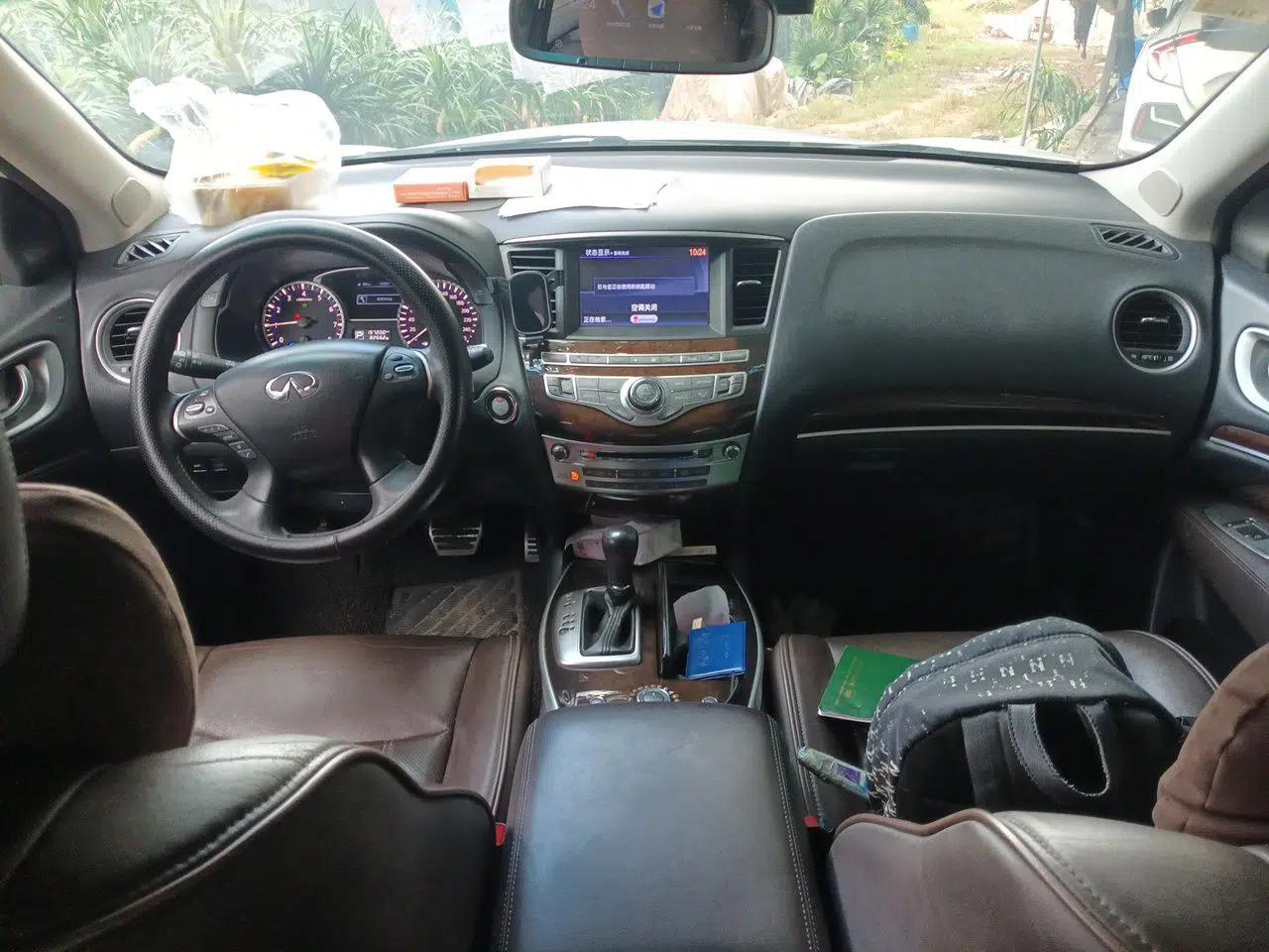 Infiniti QX60 2014 2.5 S/C Hybrid Two-Wheel Drive Excellence Edition — миниатюра 9
