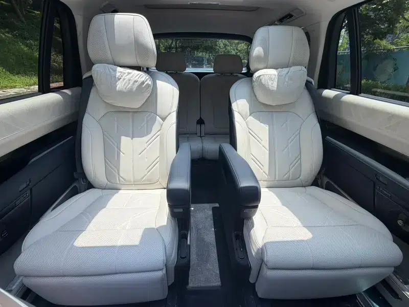 ZEEKR 9X 2025 Ultra Edition 55kWh Six-Seat — миниатюра 17