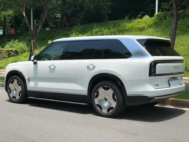 ZEEKR 9X 2025 Ultra Edition 55kWh Six-Seat — миниатюра 4