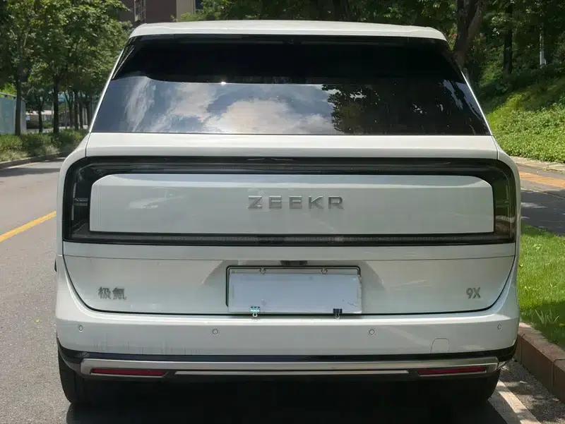 ZEEKR 9X 2025 Ultra Edition 55kWh Six-Seat — миниатюра 5