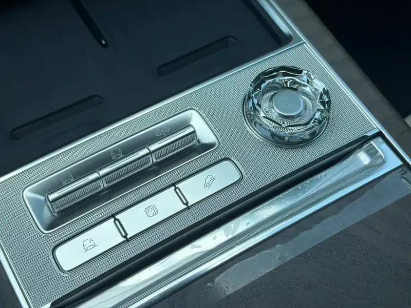 ZEEKR 9X 2025 Ultra Edition 55kWh Six-Seat — миниатюра 8