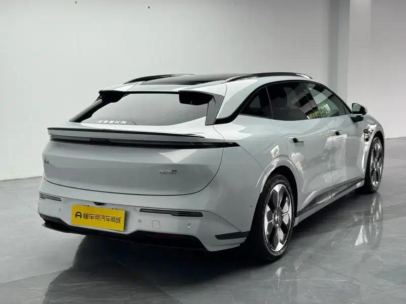 ZEEKR 007GT 2025 Long Range Rear-Wheel Drive Intelligent Driving Edition 100kWh — миниатюра 7
